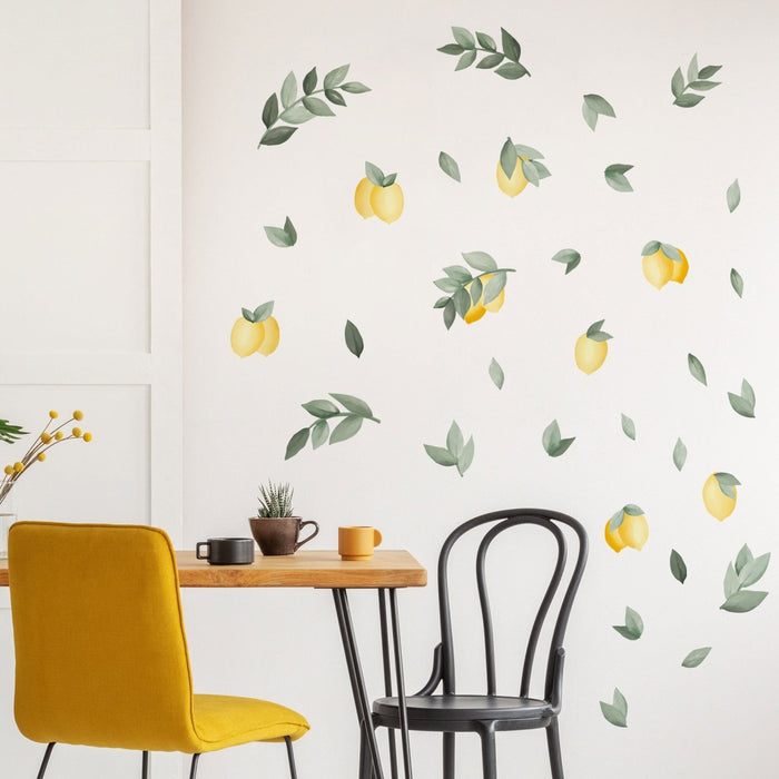 https://www.madeofsundays.fr/cdn/shop/products/lemons-and-leaves-wall-stickers-453346_700x700.jpg?v=1660246377